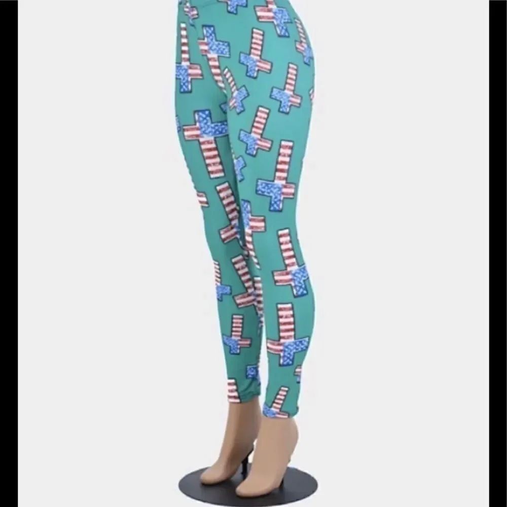 New Womens Soft American Flag Cross Leggings - OS